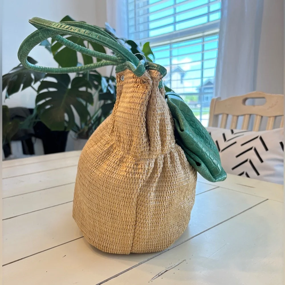 BUENO RAFFIA Woven Straw Handbag Green Faux Leather Bow and Trim NWT